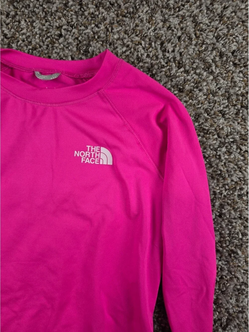 The North Face Girls Sz 6 Long Sleeve UPF 40+ T Shirt Bright Pink
